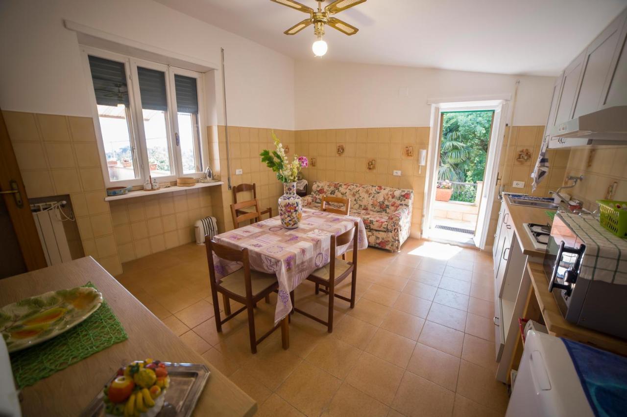 Poggio Della Roverella Country House Morlupo Экстерьер фото